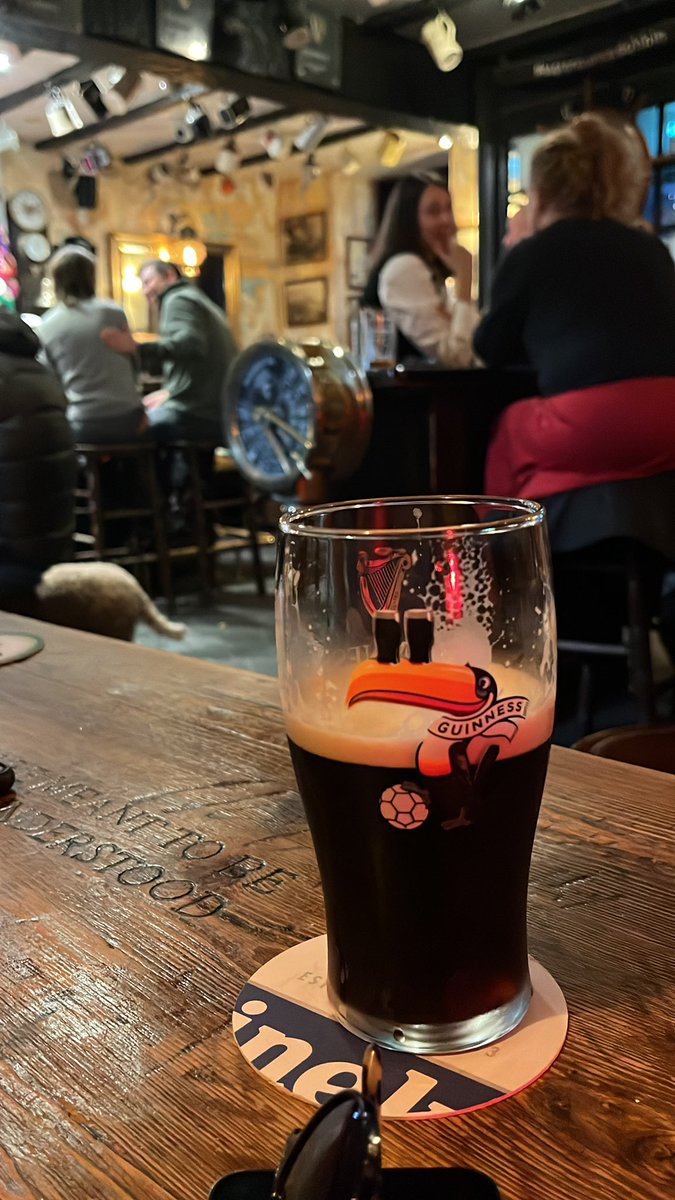 Hanelmax's tweet image. Bra med Guinness i landsorten i Skottland.