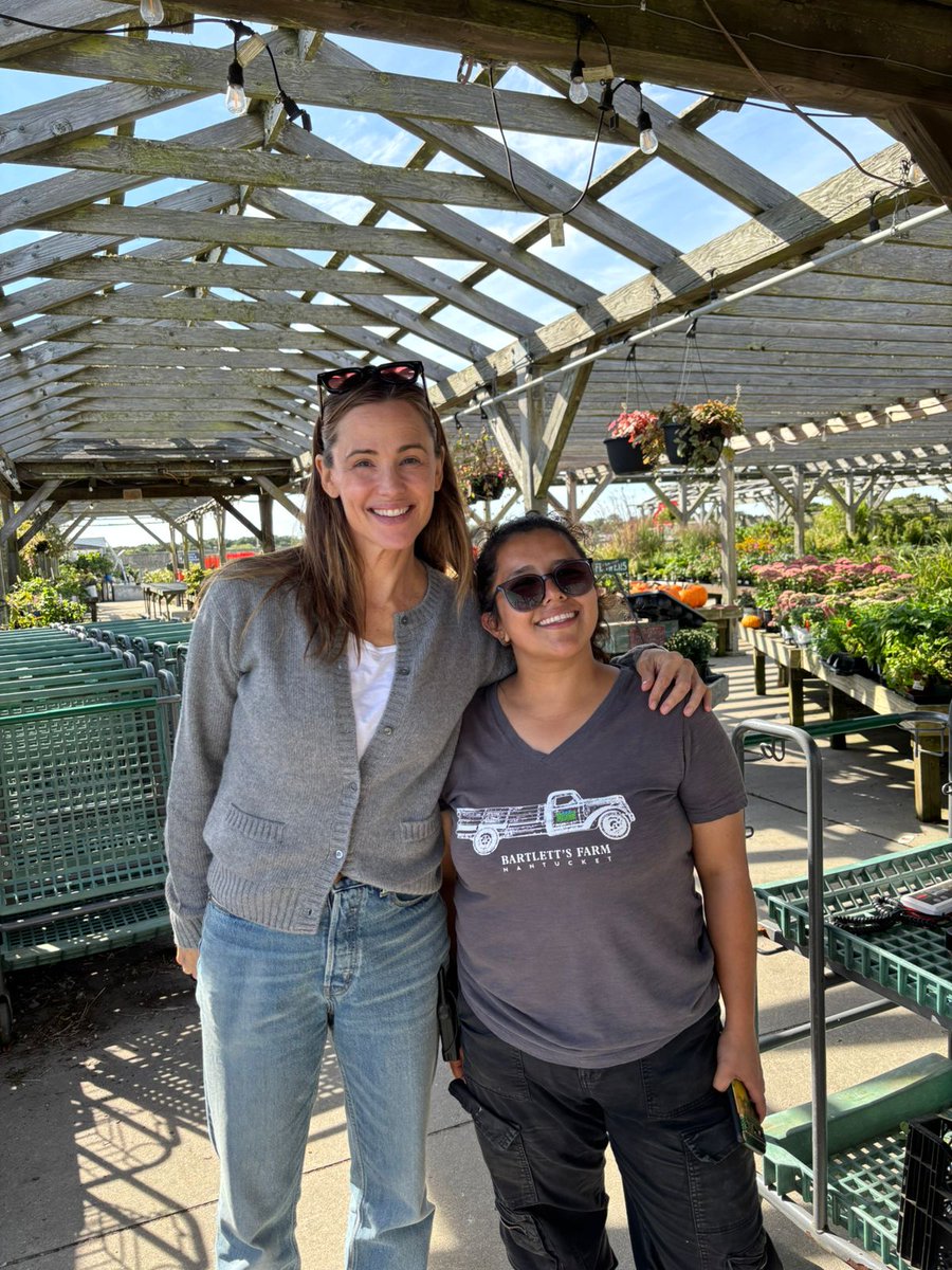 Corredor_Guasca's tweet photo. Mi amiga más íntima, Jennifer Garner 🥹💛 y si Dios y la vida me dan y me bendicen de maneras increíbles https://t.co/roqATajbwa