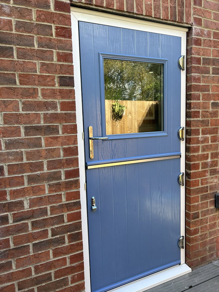 HarrogateW's tweet photo. New stable door and front door in a lovely colour of pigeon blue. https://t.co/tGO2C98bCh