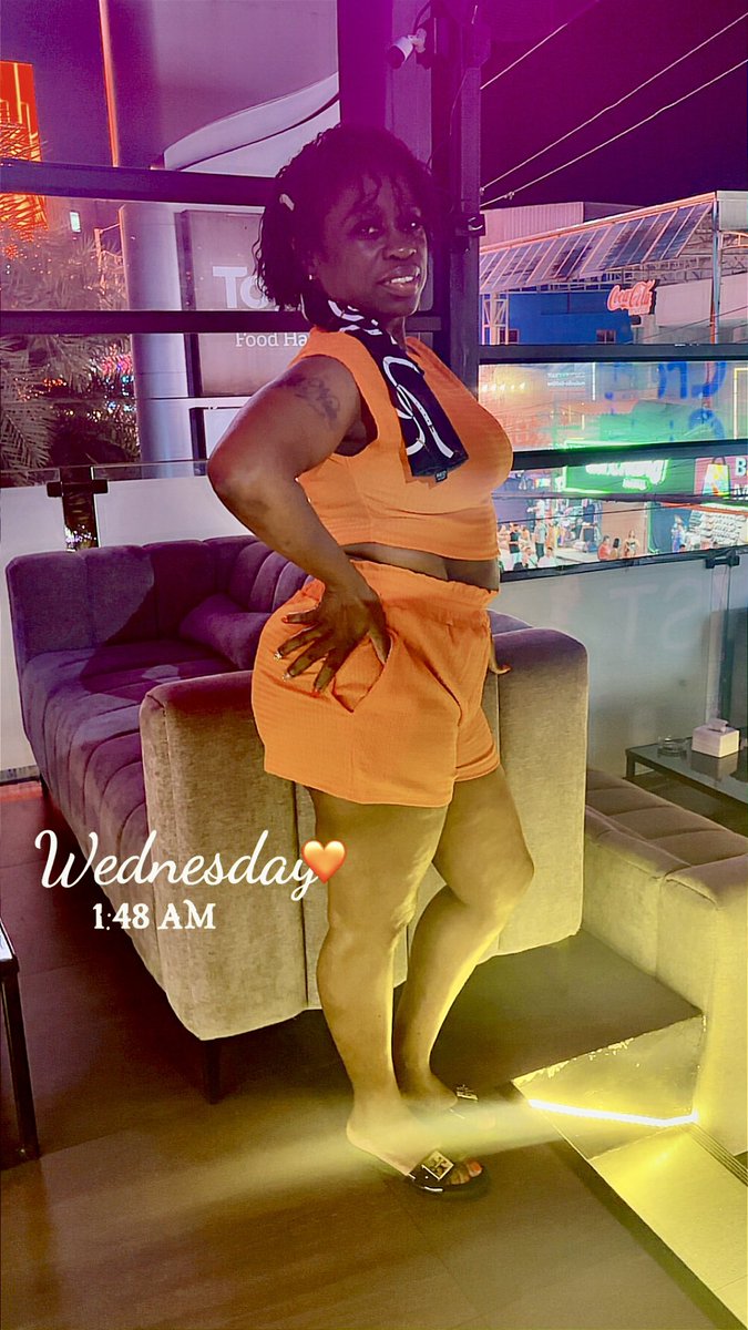 Traveling is a part of my therapy 😍