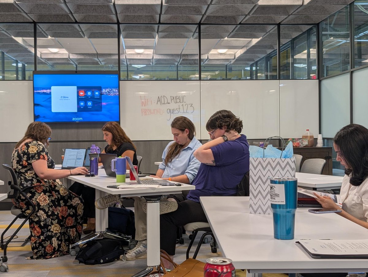 pubpolassoc's tweet image. Each month our team gets together for an in-service day. It is an opportunity to reconnect, catch up on our work, and plan the next steps for our organization. Here are some images from the September gathering. 

#workingtogether #virtualteam #makingadifference