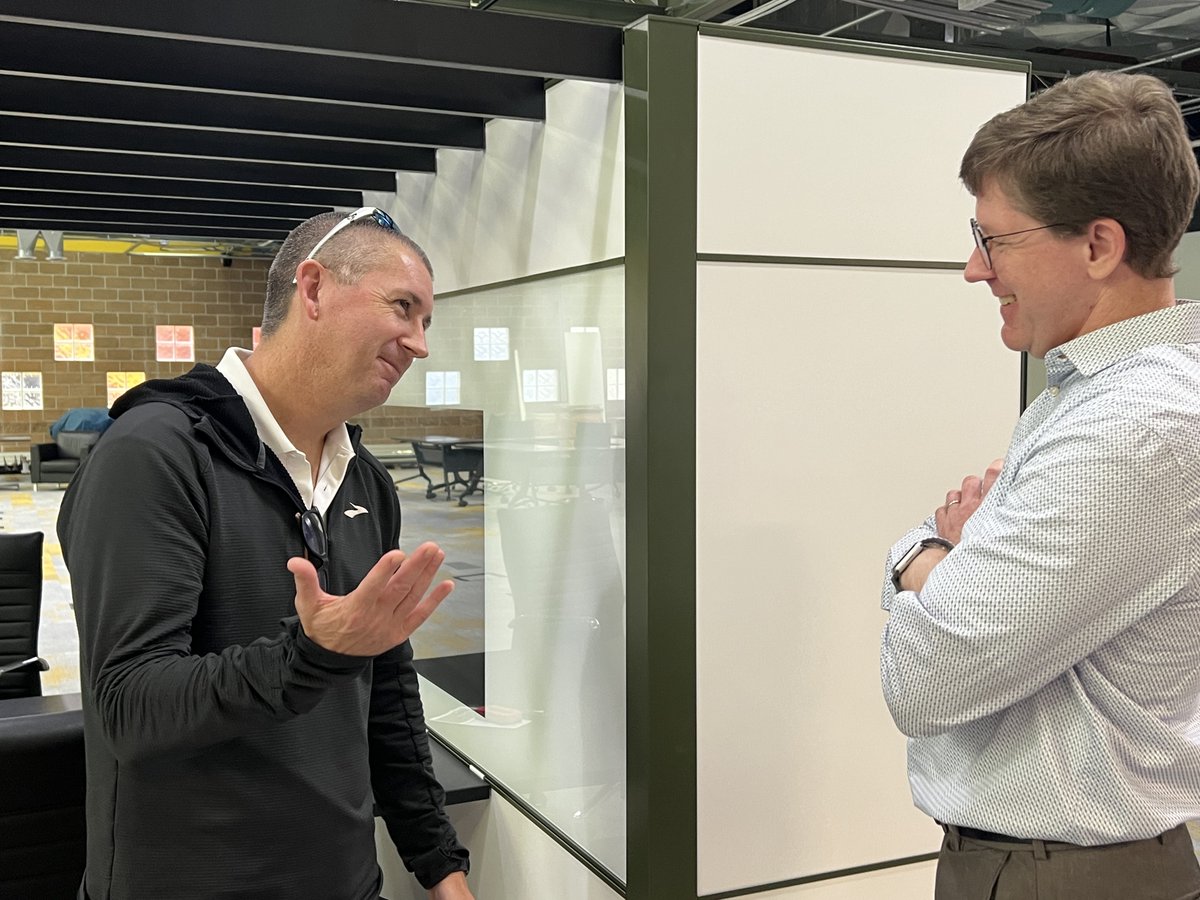 pubpolassoc's tweet image. Each month our team gets together for an in-service day. It is an opportunity to reconnect, catch up on our work, and plan the next steps for our organization. Here are some images from the September gathering. 

#workingtogether #virtualteam #makingadifference