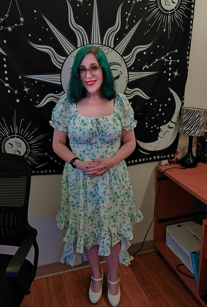 Birthday outfit! Celebrating on the purple site! Come hang out while we start with some dbd then palia! 
twitch.tv/ohheyymorgan