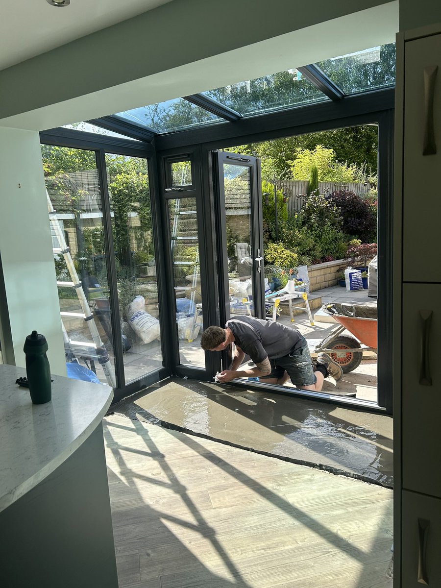 HarrogateW's tweet photo. New glass extension to the kitchen. More space and more light. https://t.co/zyqiMNaVg0