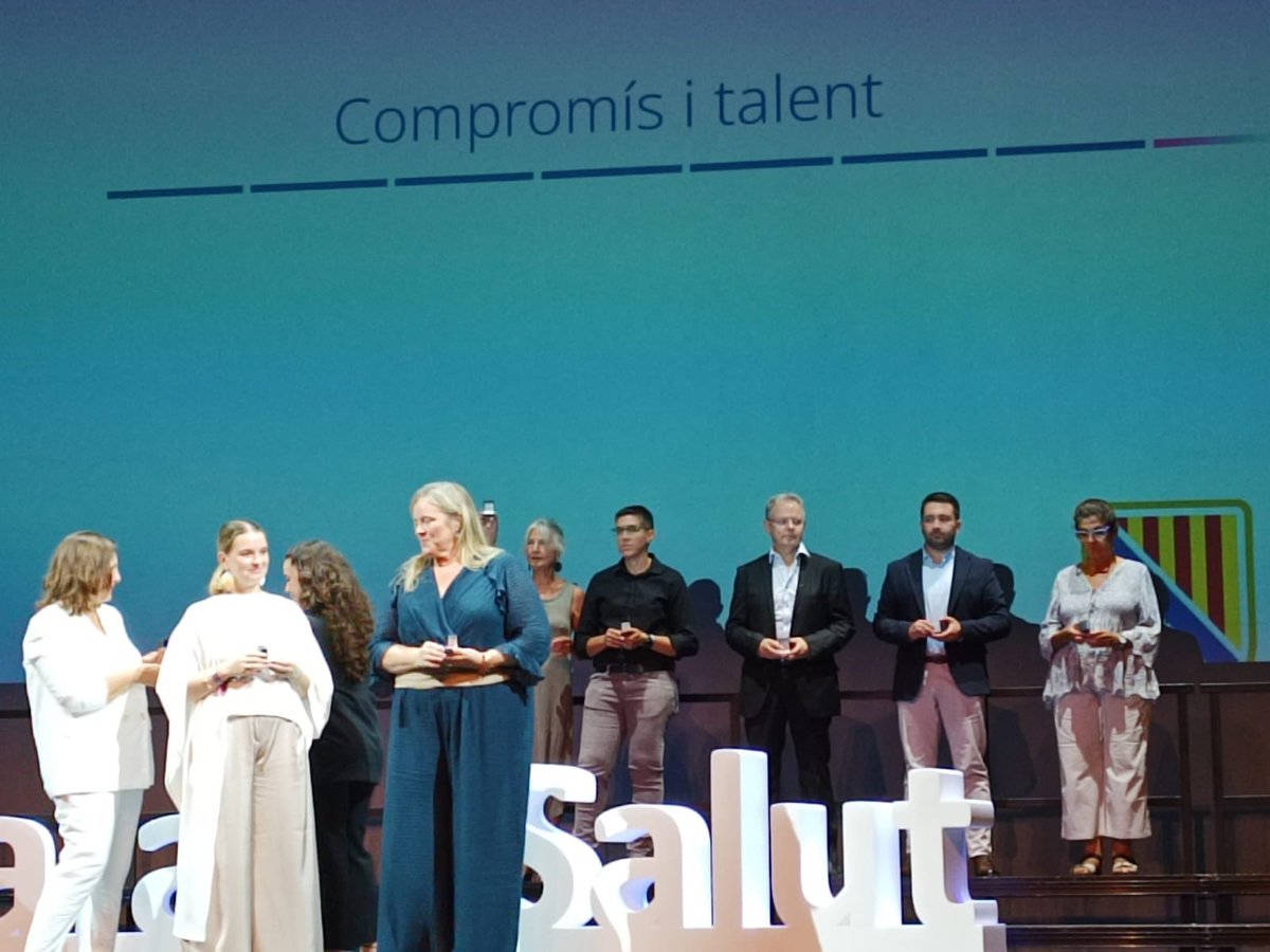 Gracias <a href="/SalutGOIB/">Conselleria de Salut</a> por el Premio otorgado hoy a nuestra Asociación en los Premios #OrgullDeLaNostraSanitat a la que han asistido  miembros de la Junta Directiva <a href="/FelipeGarro2/">Felipe Garro</a> <a href="/barbaraduque4/">barbara duque #enfermeragestora</a> Para nosotros es un honor recibir este galardón #GalaSalut2025