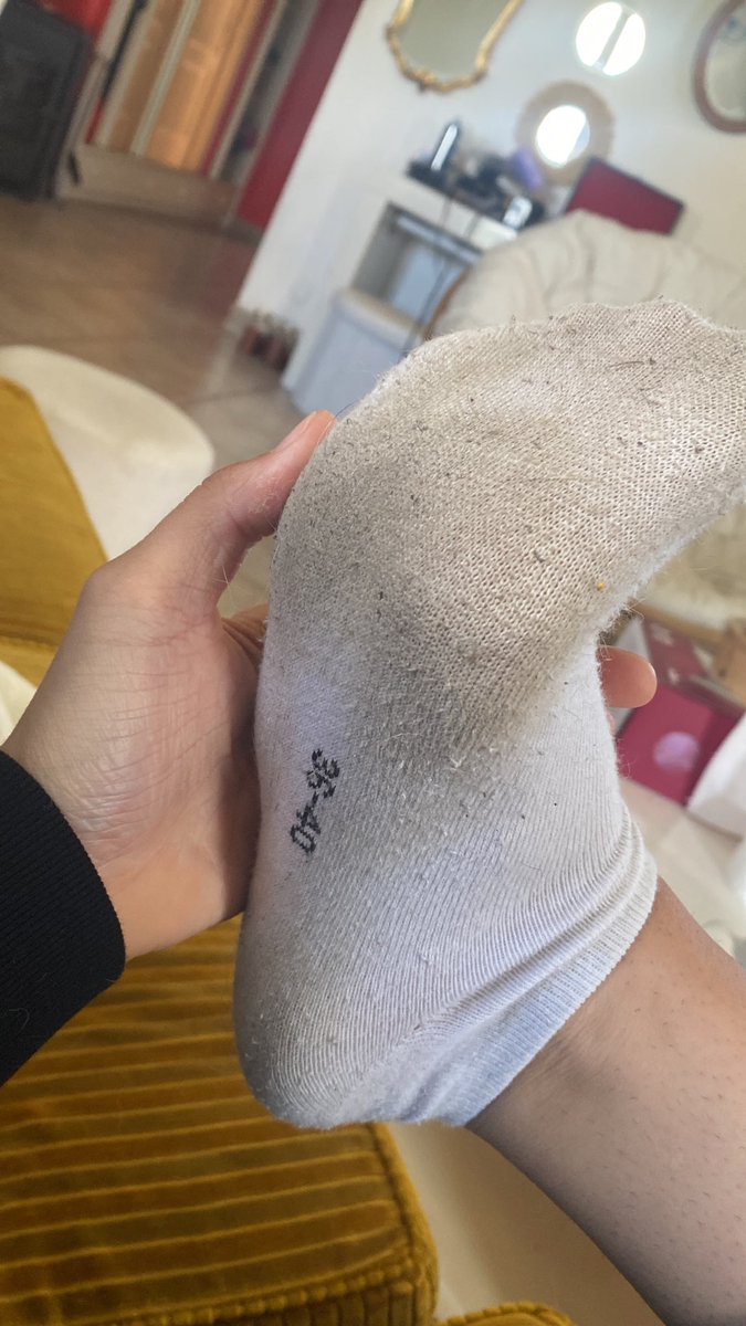 Je veux m’amuser ce soir, dévoue toi

#domina #findom #feet #feetfethish #moneyslave #paypig #moneymiss #humanatm #humiliation #Soumis