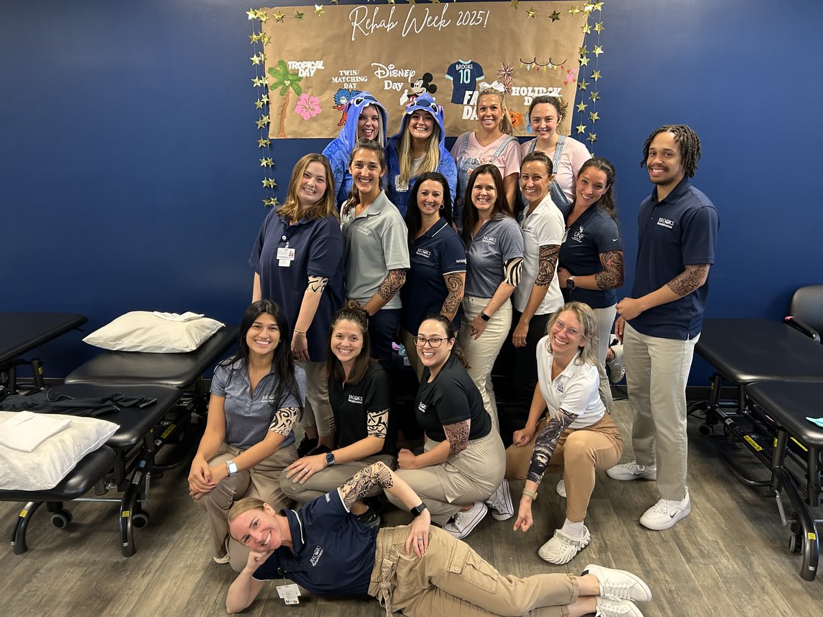 Two is better than one! 👯‍♂️ Celebrating #TwinDay during #NationalRehabilitationWeek—because teamwork is stronger when we support each other!