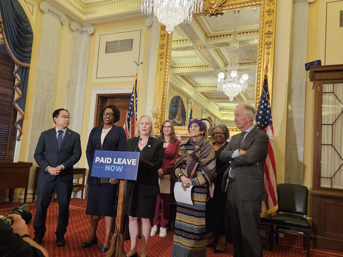 PaidLeaveforAll's tweet photo. Thank you @SenGillibrand @RonWyden @SenatorAndyKim @rosadelauro Rep Richie Neal @RepUnderwood @SarahEMcBride & everyone who cosponsors the FAMILY Act and fights for paid leave.
We’re #ForFAMILY. We’re for #PaidLeaveForAll. https://t.co/EsExebIWxu