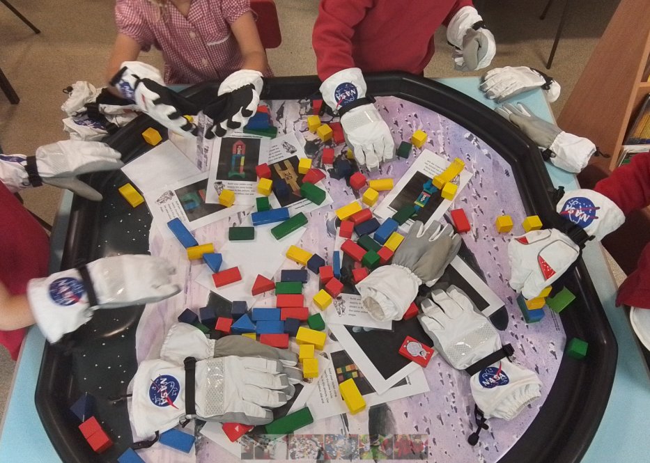Ghosthill2023's tweet photo. Our Year 1 children ( and staff!) had the most amazing Science and History enrichment day yesterday with Science Horizons. All about space! They showed ' curiosity' and ' teamwork,' Two of our focused character virtues. Try Hard, Be Brave, Be You
@SapientiaTrust https://t.co/GPW8Wn6e5V