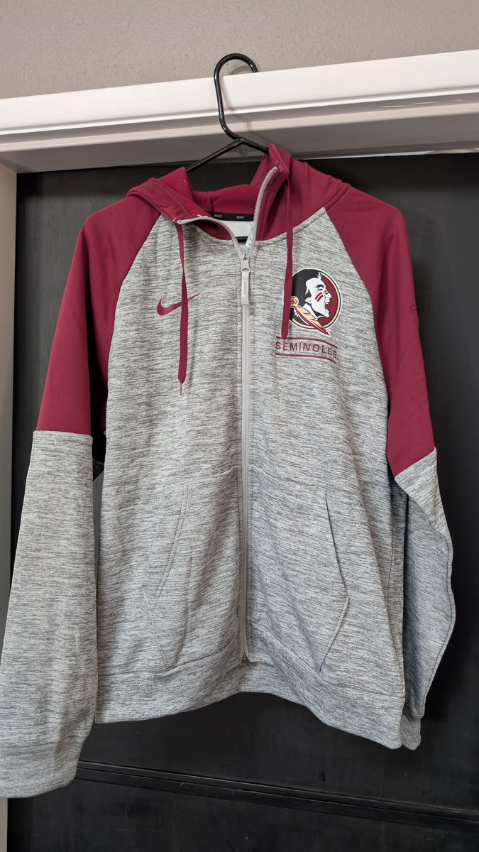 nikefreak23's tweet photo. Another shipment came in today from @garnetandgold, prepping for this weekend's game! Super quality hoodies and the wind pullover is really premium, the material inside is super soft. @FSUFootball @noletara #FSU #Noles #GarnetandGold #ShopLocal #Nike https://t.co/WPwBm1kZjz