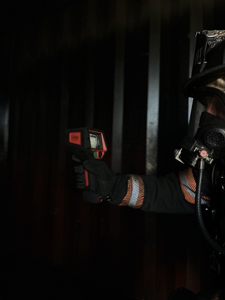 The AttackPRO VRS is built to give you fast, clear information so you can make decisions in the heat of the moment. 🔥

Click here to see how your department can demo our cameras for free! thermal.com/burn-program-f…