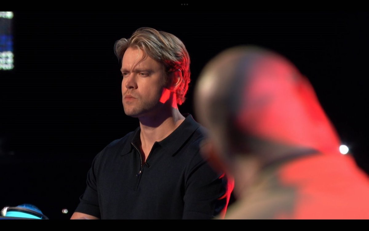 PCOBmidias's tweet photo. 📷|Screenshot do Chord Overstreet na estreia do programa "Celebrity Weakest Link" episódio "Glee Homecoming" que foi ao ar ontem dia 15 de setembro na fox. 2 https://t.co/u6SPcEtp4b