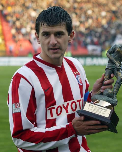 Počivaj u miru legendo
230 utakmica i 48 golova u crveno-belom dresu
