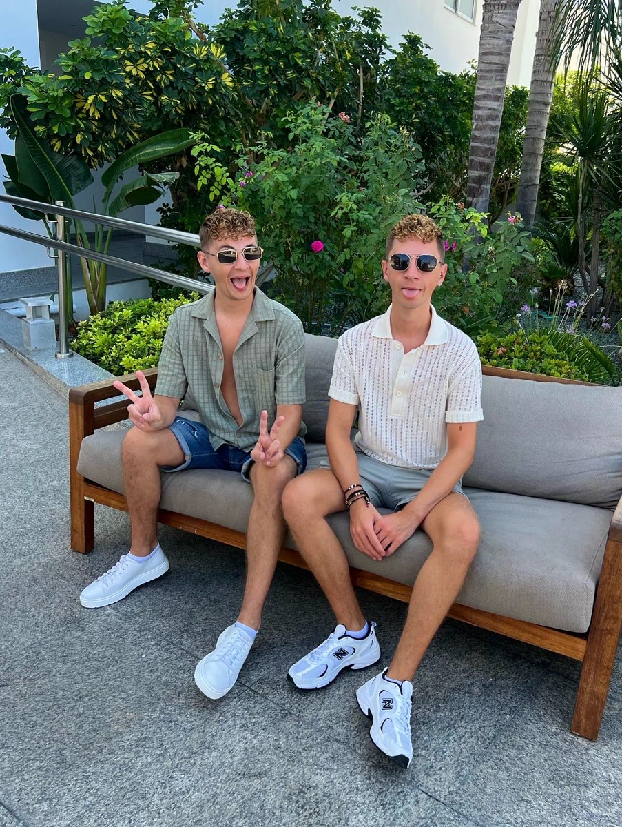 New Horizon tweet media