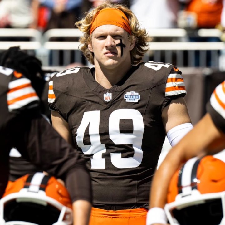 brownsfanuk's tweet image. 🔁 RT if you’ve been impressed by rookie LB Carson Schwesinger. #Browns