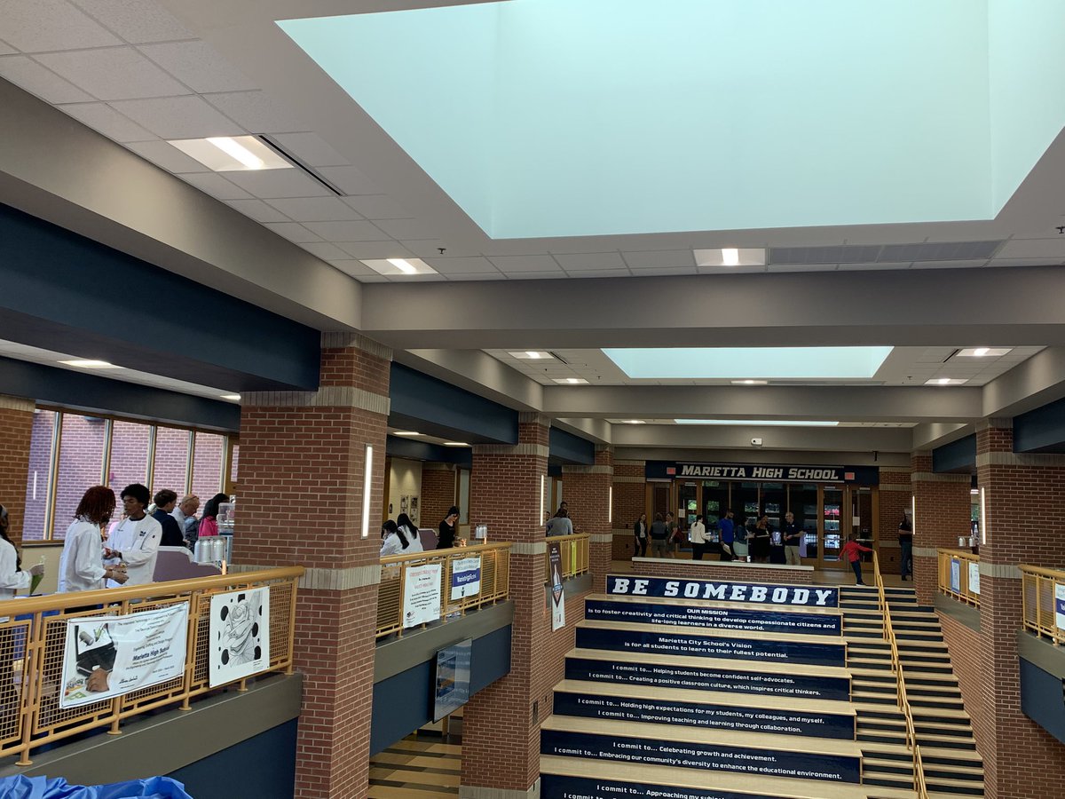 robertb18882680's tweet image. @MariettaGAhs advisory meeting combined with #authenticlearning Food Truck Wars for the culinary students. This is what #skilledtrades is all about! Wonderful idea.