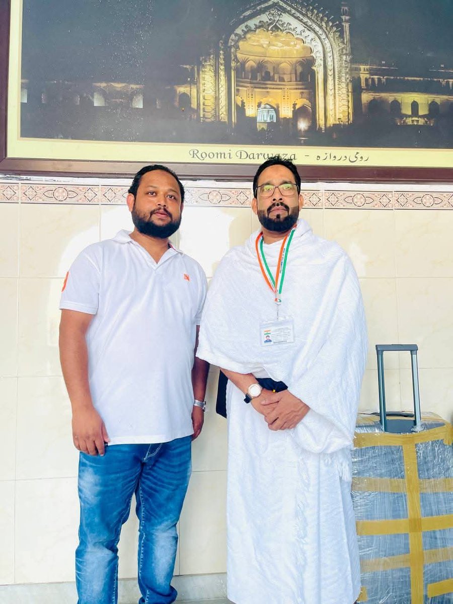 जो डरा नहीं, जो झुका नहीं, कहीं छुप-छुपा के खड़ा नहीं
जो डटे हुए हैं महाज़ पर, मुझे उन सफों में तलाश कर।

#IStandWithShaukatAli