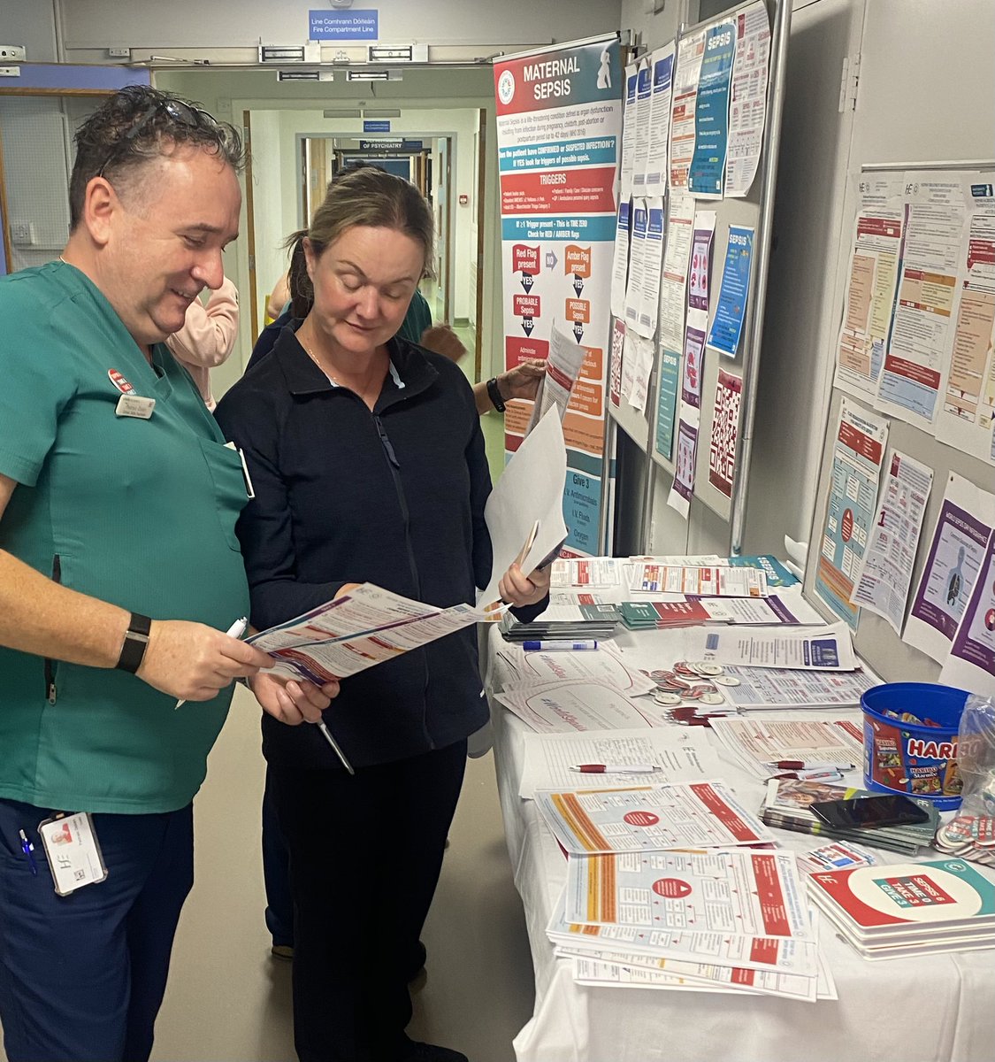 fiona_moore11's tweet photo. Very engaging and informative Awareness event #WorldSepsisDay #MRHP Thank you Clinical Skills Facilitators sharing learning and updates in Early Sepsis Recognition and Management, #knowthesigns #timezero @HSEDubMidlands @OliviaLafferty7 @paudie69 @clairehylo susansamuel https://t.co/l0zQ0yljPi