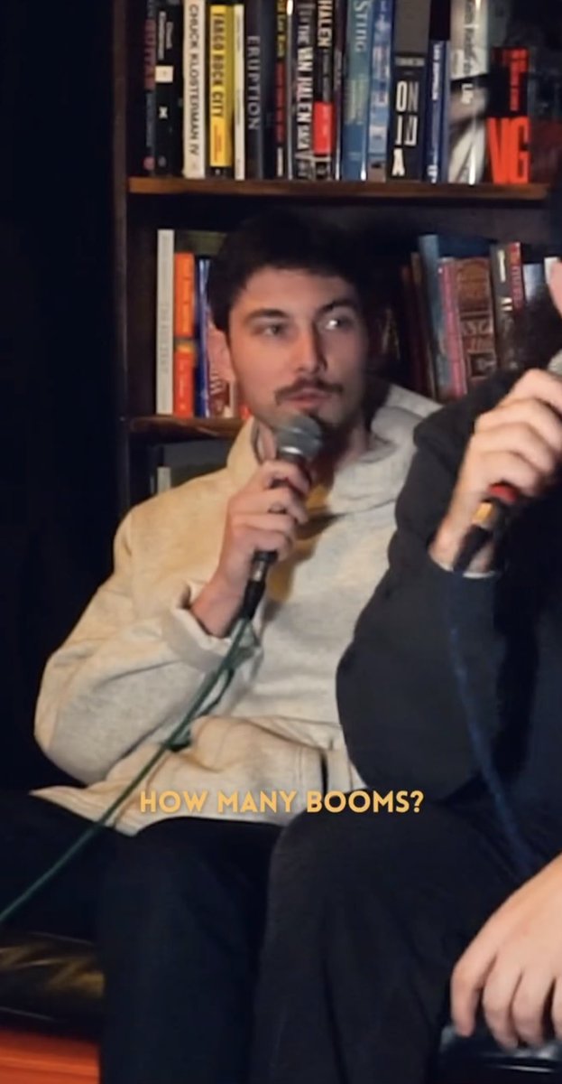 fashnfrwrd's tweet image. Out of context Kit Taylor