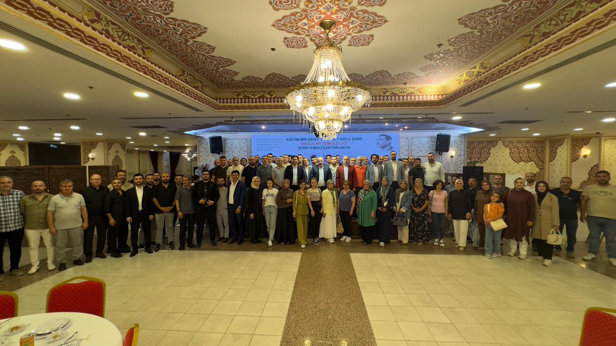 Eğitim-Bir-Sen Bağcılar  İş Yeri Temsilcilerimizle Bir araya geldik
Teşkilatımızın omurgasını oluşturan, her okulda ve her kurumda üyelerimizin sesi, sözü ve nefesi olan iş yeri temsilcilerimizle bir araya gelmek bizlere her zaman güç veriyor. Bugün de Bağcılar’da, samimiyet ve