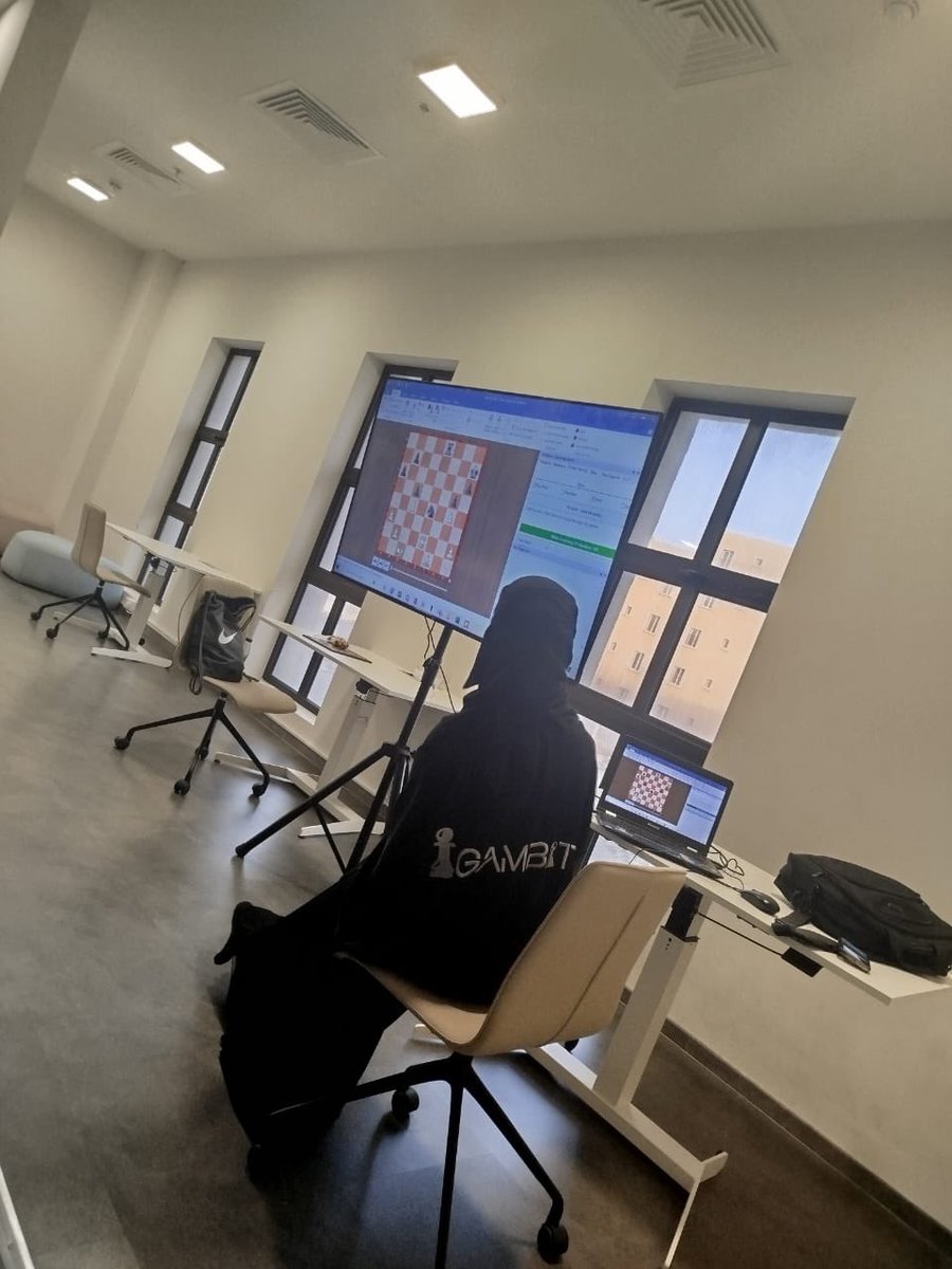 𝐆 𝐀 𝐌 𝐁 𝐈 𝐓 Chess Club tweet media