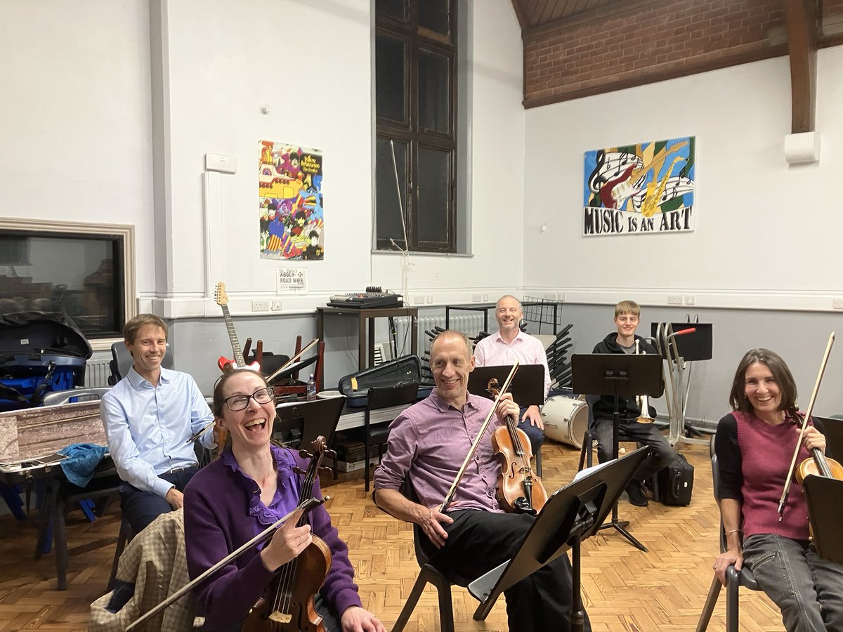 SkinnersOrch's tweet photo. Our first rehearsal of the year flowing well despite a conductor absence! Great to see everyone enjoying making music together. https://t.co/go0OQXDj1V