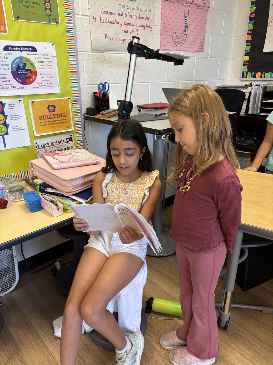 Authentic learning with our buddies. Kindness books we created ⁦<a href="/BarbaraRose220/">Barbara Rose Elementary School</a>⁩ ⁦<a href="/ilonasolymossy/">Miss Solymossy</a>⁩