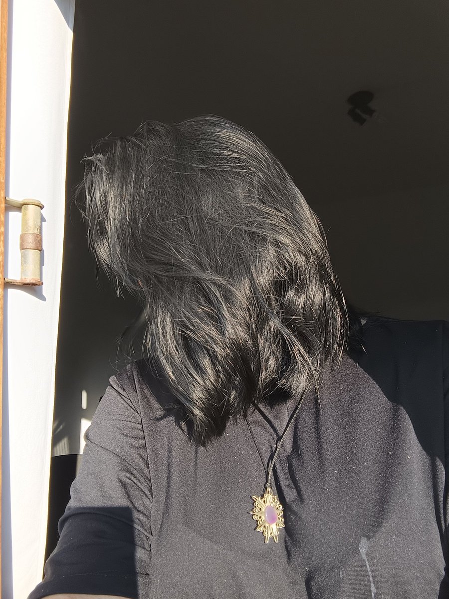 Prochnow_'s tweet photo. Meu cabelo tá preto preto😁 https://t.co/lPuYJIgX7e