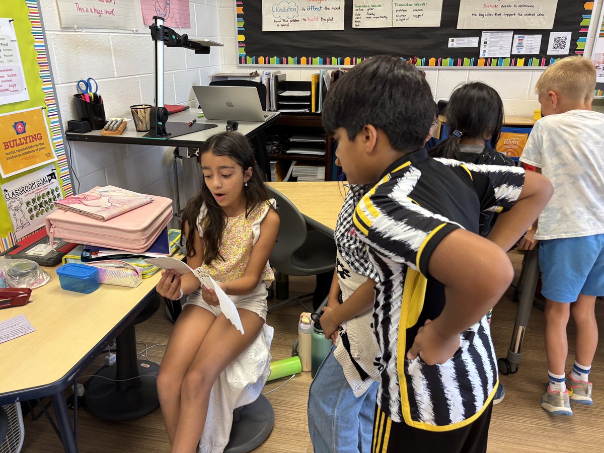 We enjoyed reading the kindness books we created with our second grade buddies! Authentic learning! <a href="/BarbaraRose220/">Barbara Rose Elementary School</a> <a href="/ilonasolymossy/">Miss Solymossy</a>