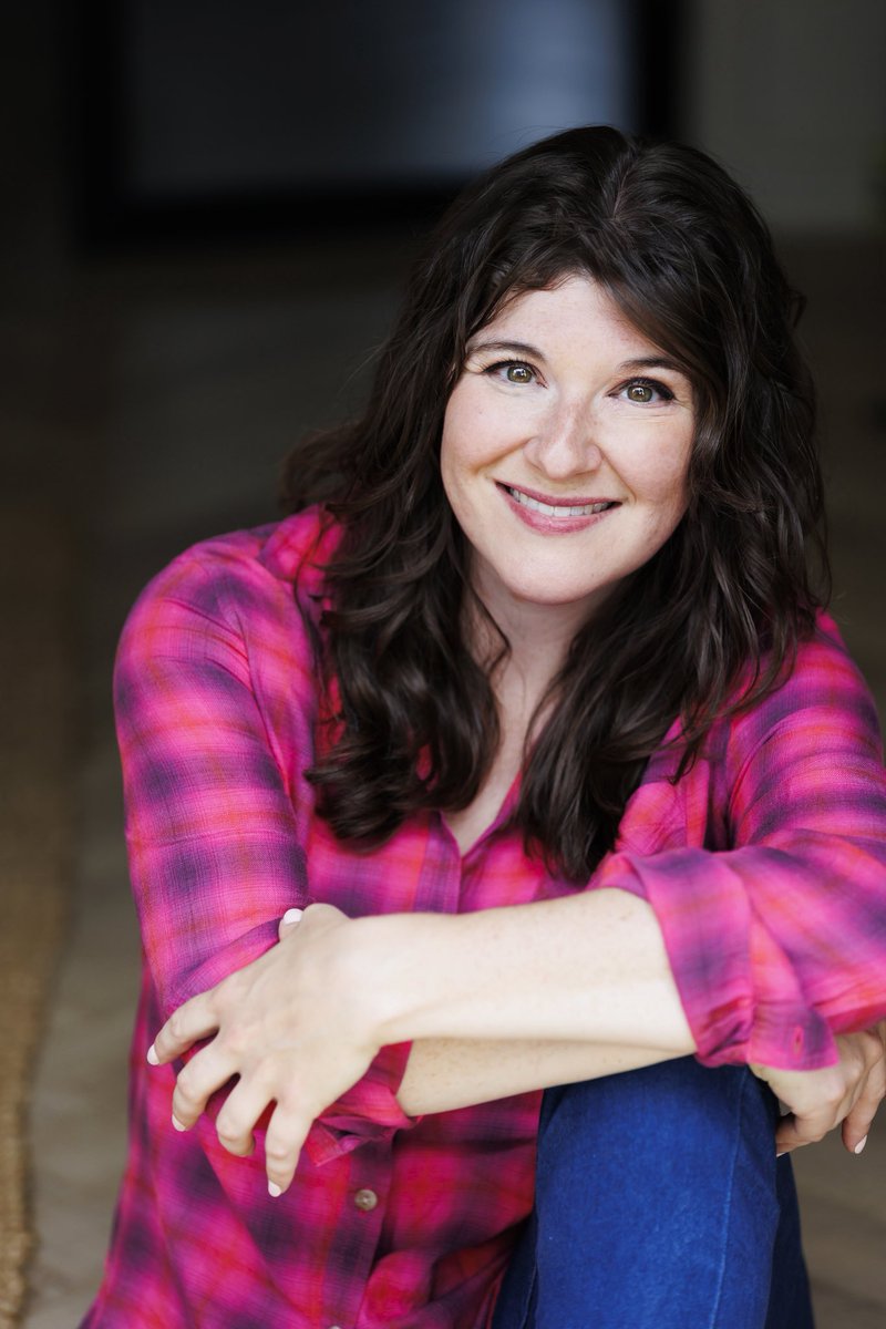 SarahPitard's tweet image. New headshots. ☺️ #actor #voiceactor #mattbatesphotography #actorslife #va