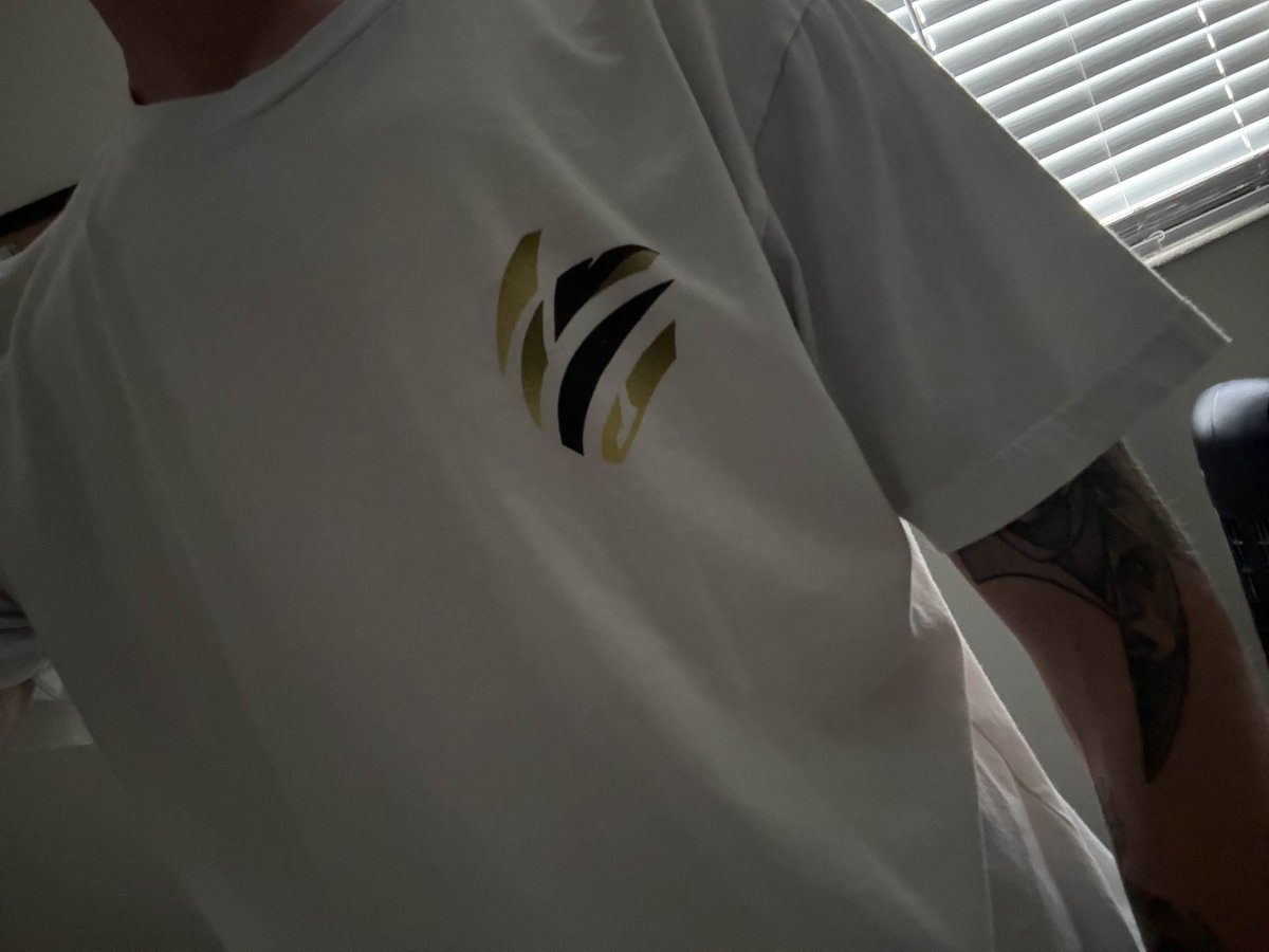Have you claimed your Luxe Esports merch yet?!

#merch #luxeesports #RL #Halo #Fortnite #competitive #WeAreLuxe

Pc: <a href="/Jeffxryyy/">Jeffxry</a>