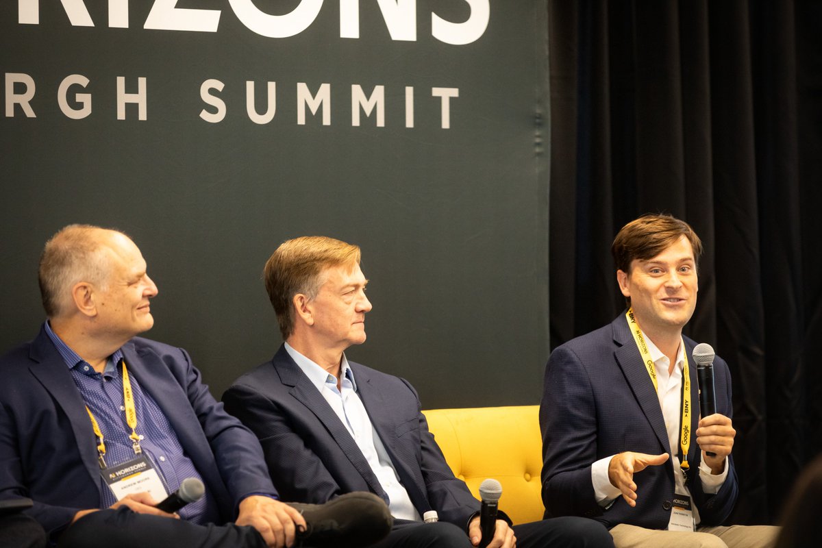 astrobotic's tweet image. .@RoboPGH - Thanks for hosting us for the AI Horizons Summit! Some of the most important AI work for space is done...on Earth. 🌍