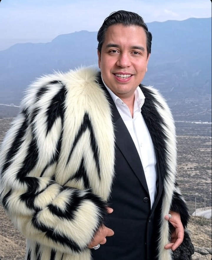 Santiago Baeza (@santiagobaeza) on Twitter photo ¿Y al #MataPerros <a href="/JesusNavaNL/">Jesús Nava</a> ya lo vamos a soltar? Yo digo que hay que darle macizo hasta que lo destituyan y enfrente a la justicia. ¿Y al #MataPerros <a href="/JesusNavaNL/">Jesús Nava</a> ya lo vamos a soltar? Yo digo que hay que darle macizo hasta que lo destituyan y enfrente a la justicia.