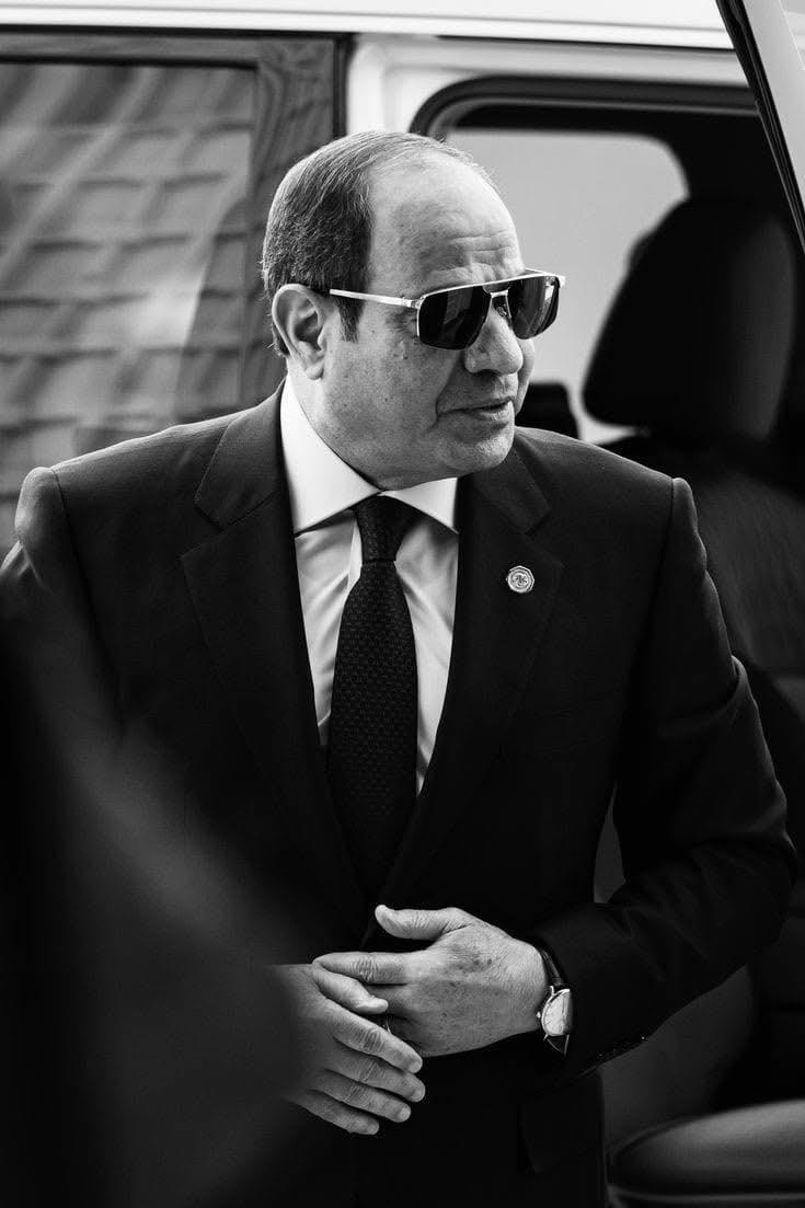 #رئيس_يليق_بمصر_ومصر_تليق_بك