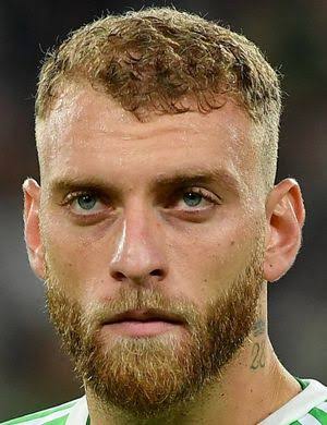 ماعنده ايدين ؟