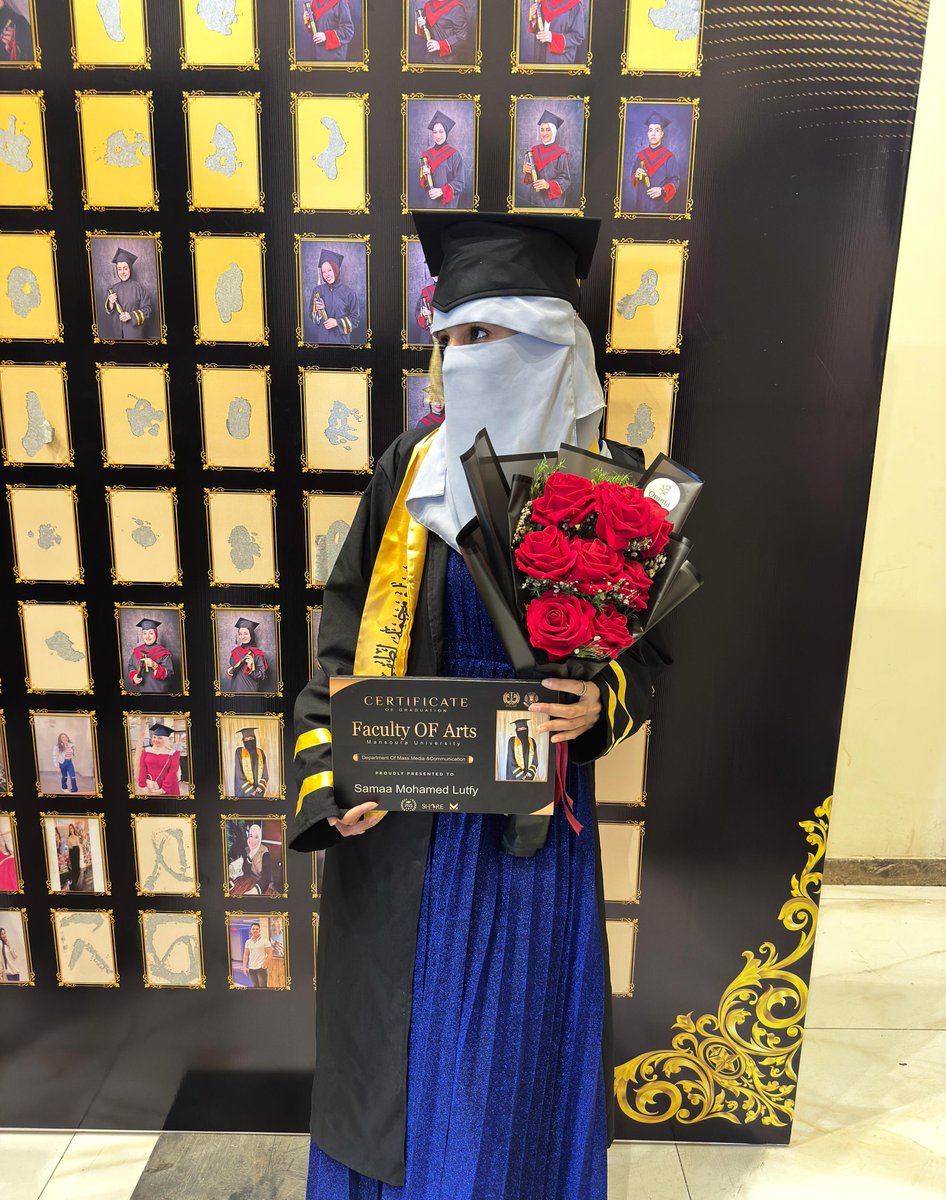 __sama11__'s tweet photo. I did it ♥️🎓 https://t.co/B8MrljEb0w