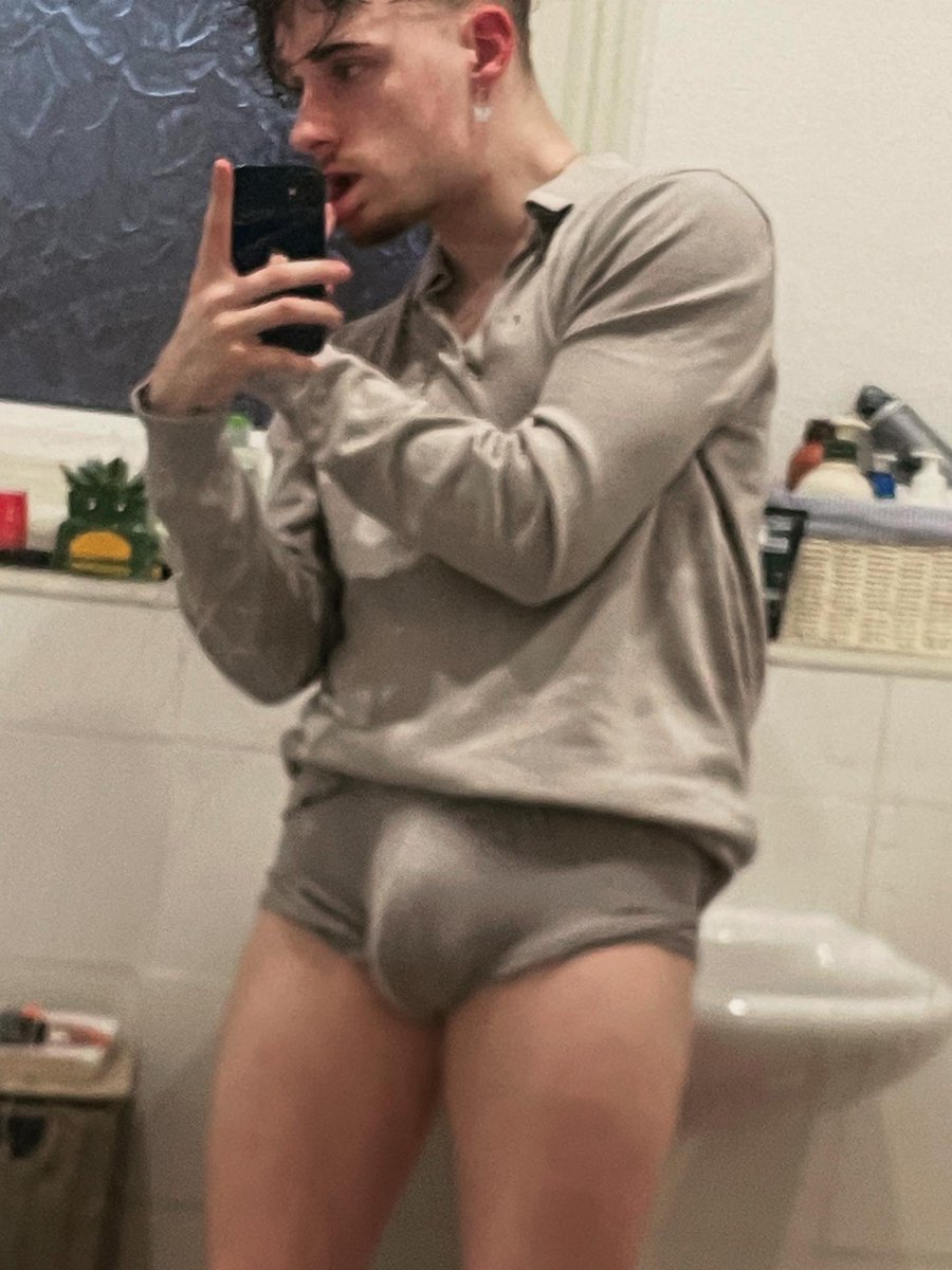 eyes are up here bro x