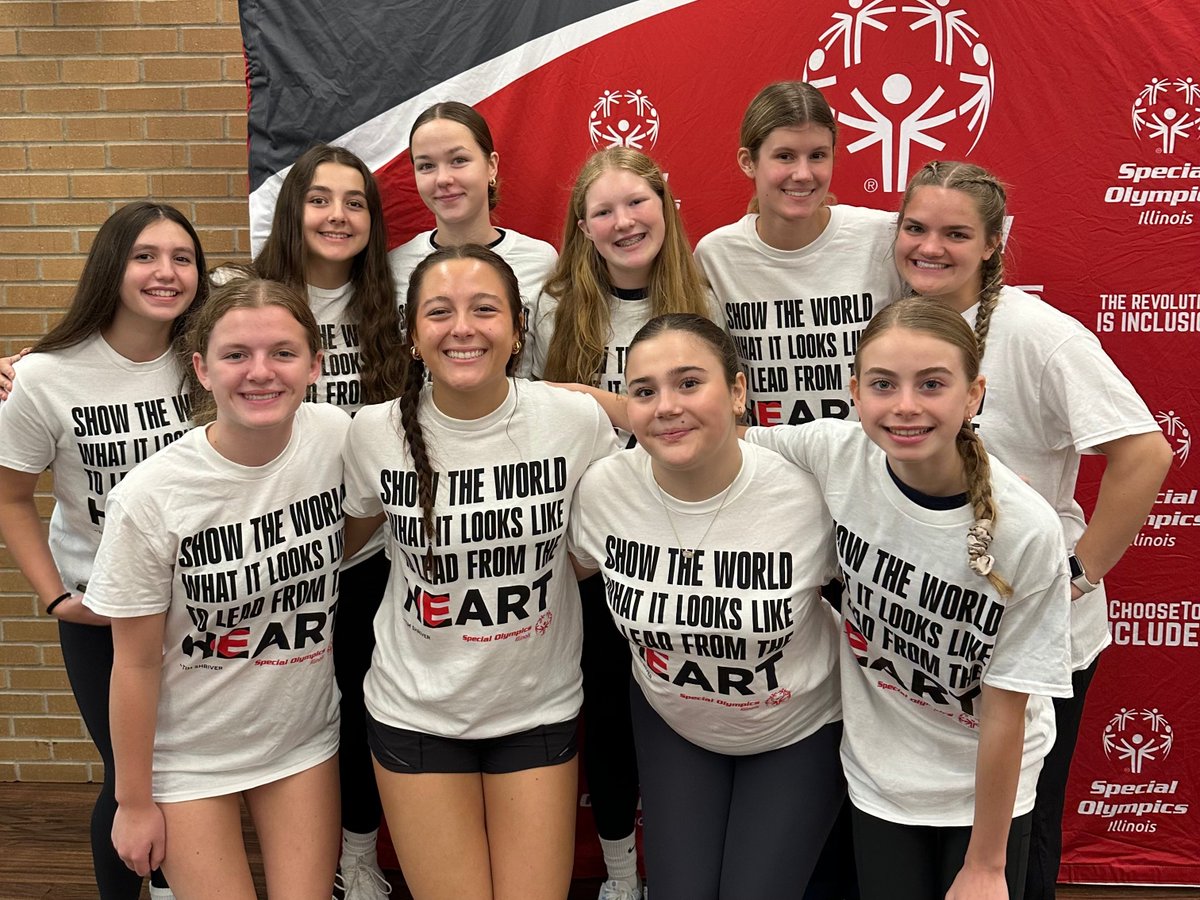 Saint Viator HS tweet media