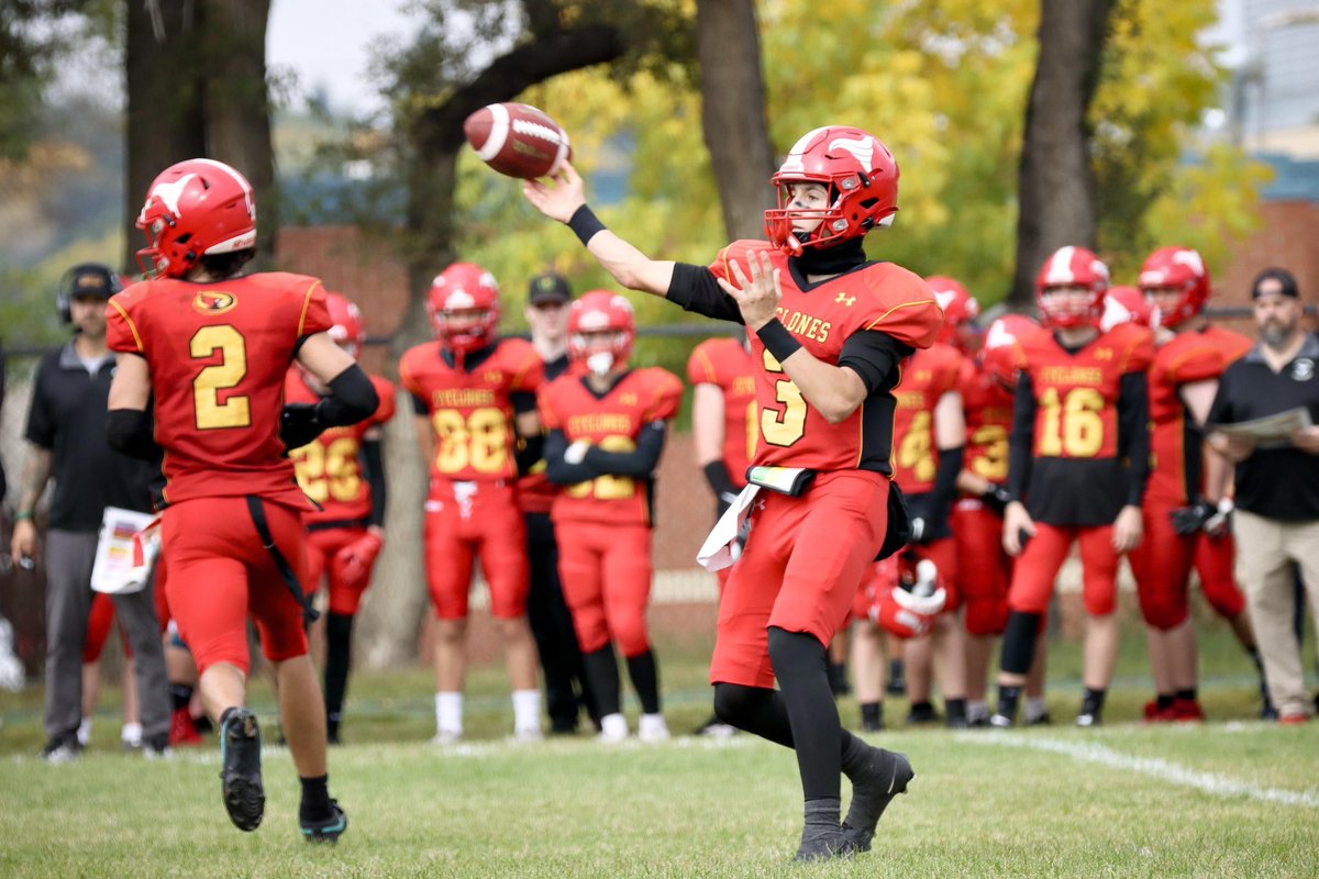 CBelsh's tweet photo. Pretty cool moment for me as a coach and Dad. My son Keaton became our leagues all-time leading receiver. He works hard on his craft, daily. He now has over 1,800 yards for his Highschool career. 3 games to go. Caught the record breaking pass from his younger brother. https://t.co/skwQIpcSrv