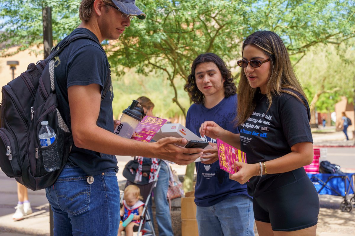 Katie Hobbs tweet media