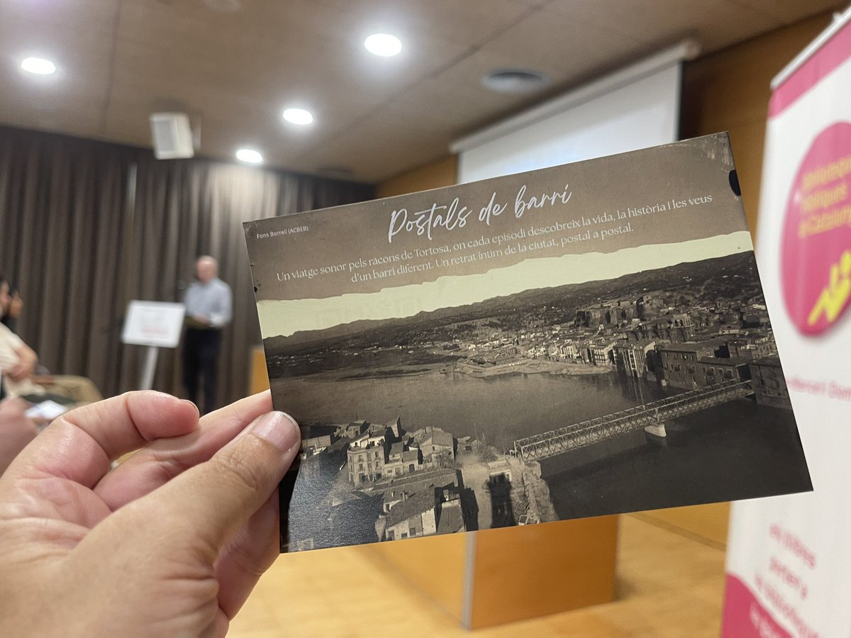 ✨ Nou projecte a Ràdio Tortosa!
Avui hem presentat “Postals de barri”, un recorregut sonor que ens convida a redescobrir els espais i la memòria dels barris de Tortosa.

👏 Enhorabona a David Benito i Yasmina Hakmaoui per la gran feina feta i a tot l’equip de <a href="/radiotortosa/">Ràdio Tortosa</a> 📻💌