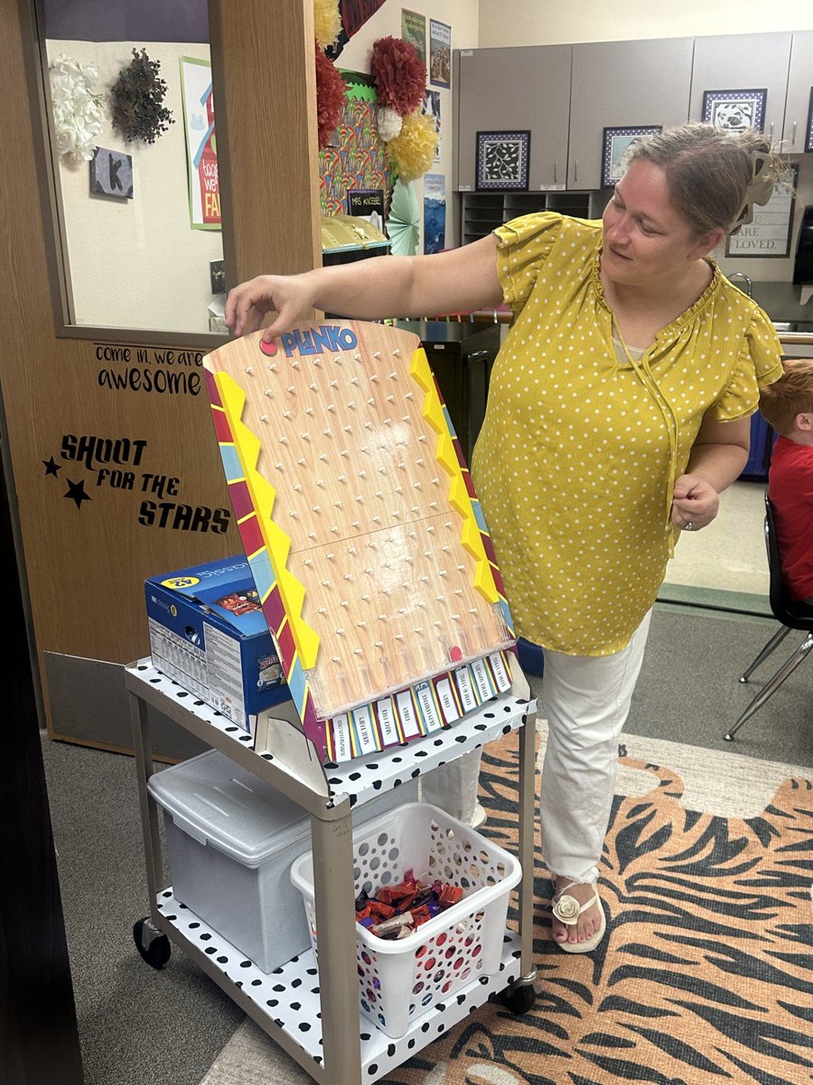 wellstigers's tweet image. BINGO! 🎉 Teachers are engaging students with new strategies + marking them off on our Learning Bingo Cards. Congrats to Mrs. Knoebel &amp;amp; Dr. Medinic-Kazazic for winning big! 🐯💛 #PoweredByLearning #WellsTigers #TeamPlanoISD