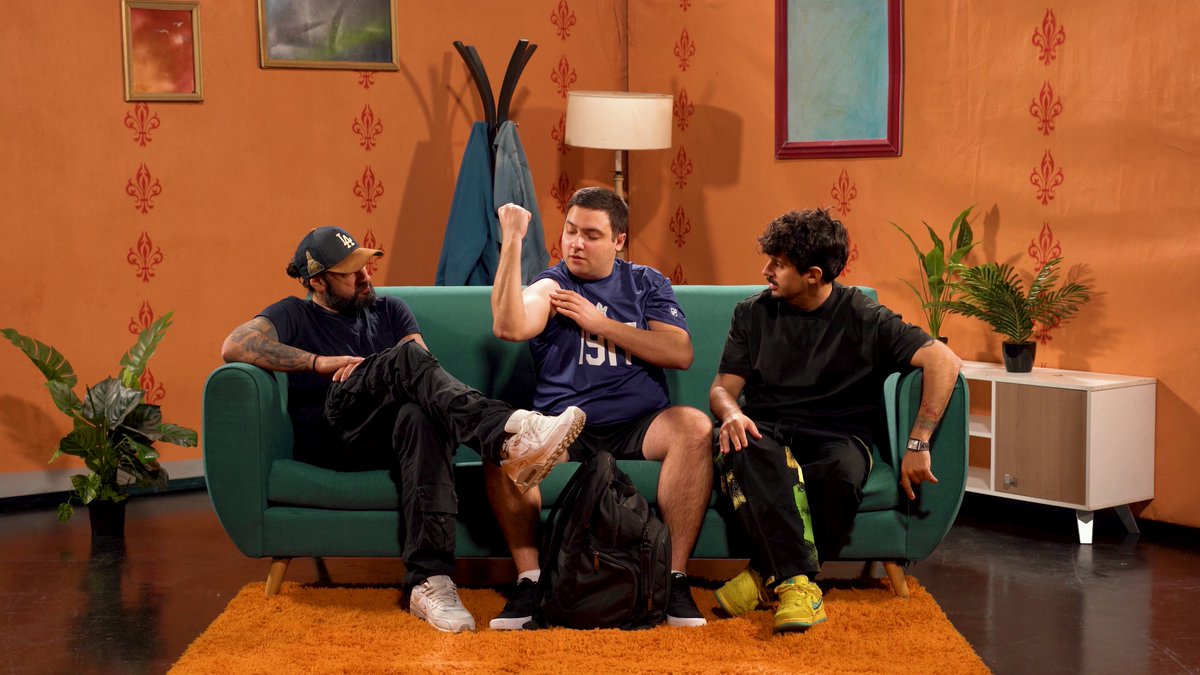 PASEN QUE ABRIMOS LAS PUERTAS

EPISODIO ESTRENO 👇🏿

🔗 youtube.com/live/Ka2a8hWD8…