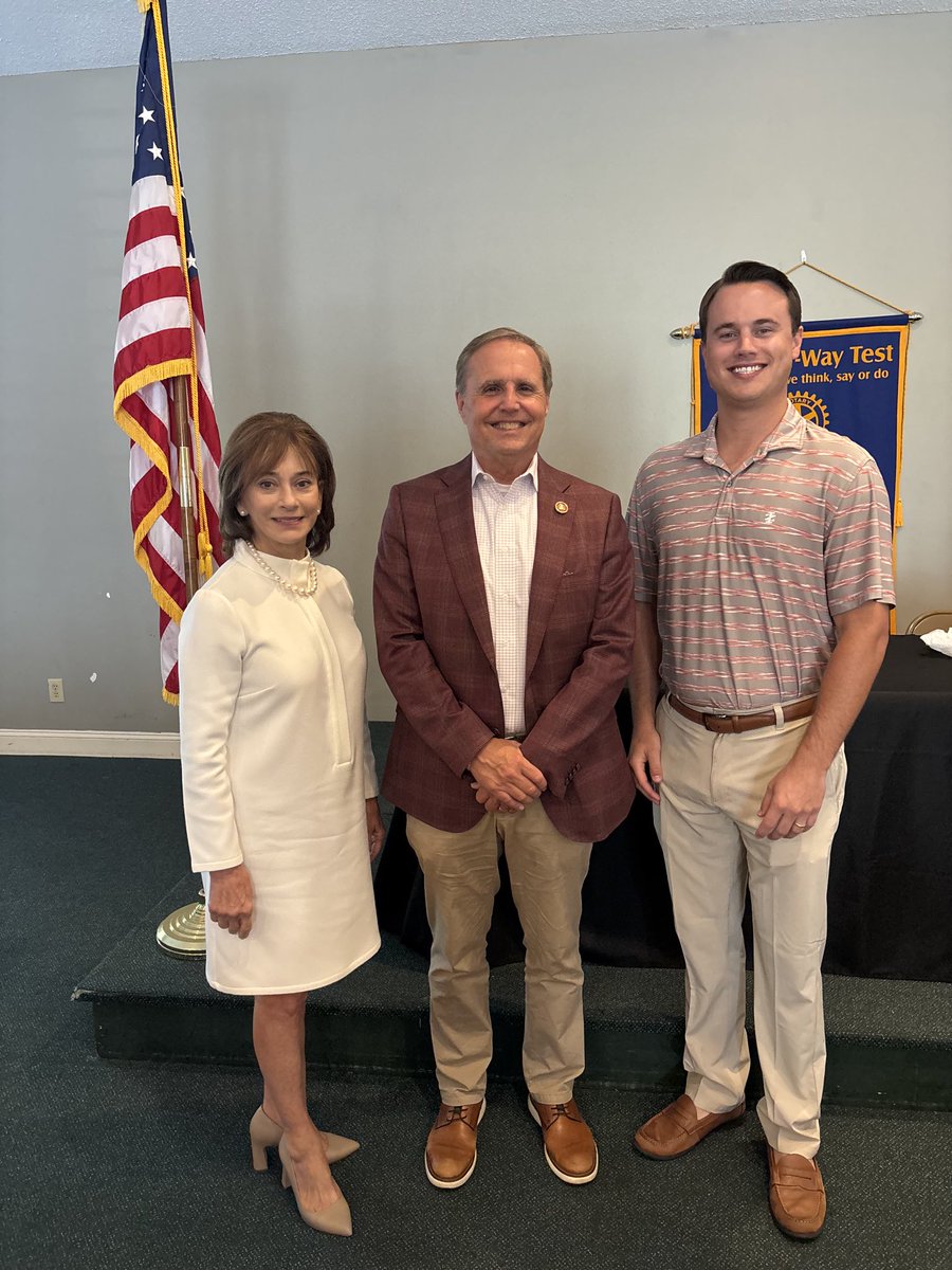 Enjoyed speaking to the Albertville Rotary Club today as a guest of House Majority Whip ⁦<a href="/BrockColvinAL/">Brock Colvin</a>⁩. Also great to visit with Rep. Jeana Ross.   Great group and enjoyed the dialogue. ⁦<a href="/ALGOP/">ALGOP</a>⁩ ⁦<a href="/JeffCo_GOP/">JeffCoALGOP</a>⁩ ⁦<a href="/TrussTribune/">The Trussville Tribune</a>⁩