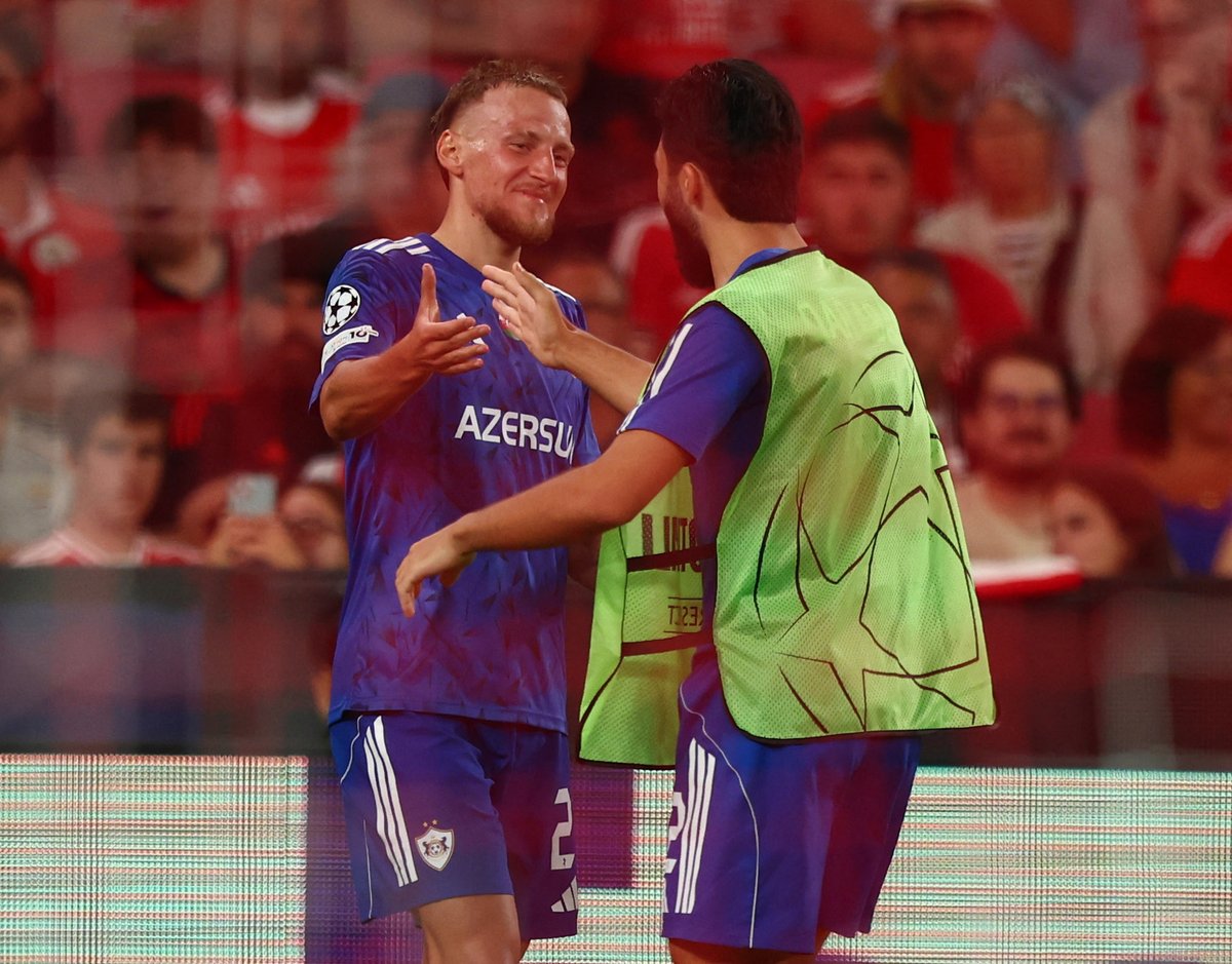 Qarabag come from 2-0 down to beat Benfica 3-2. Oleksiy Kashchuk with the late winner.

Qarabag become the first side from Azerbaijan to win a match in the main draw of the #UCL.🇦🇿