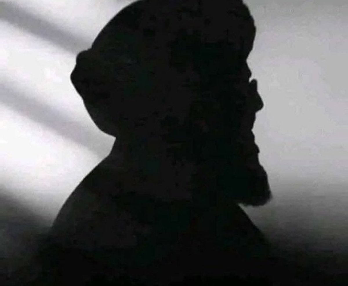 maldhabyani's tweet image. وفي الحفرة الظلماء يفتقد الڪلب 📟🎷 🐕😅