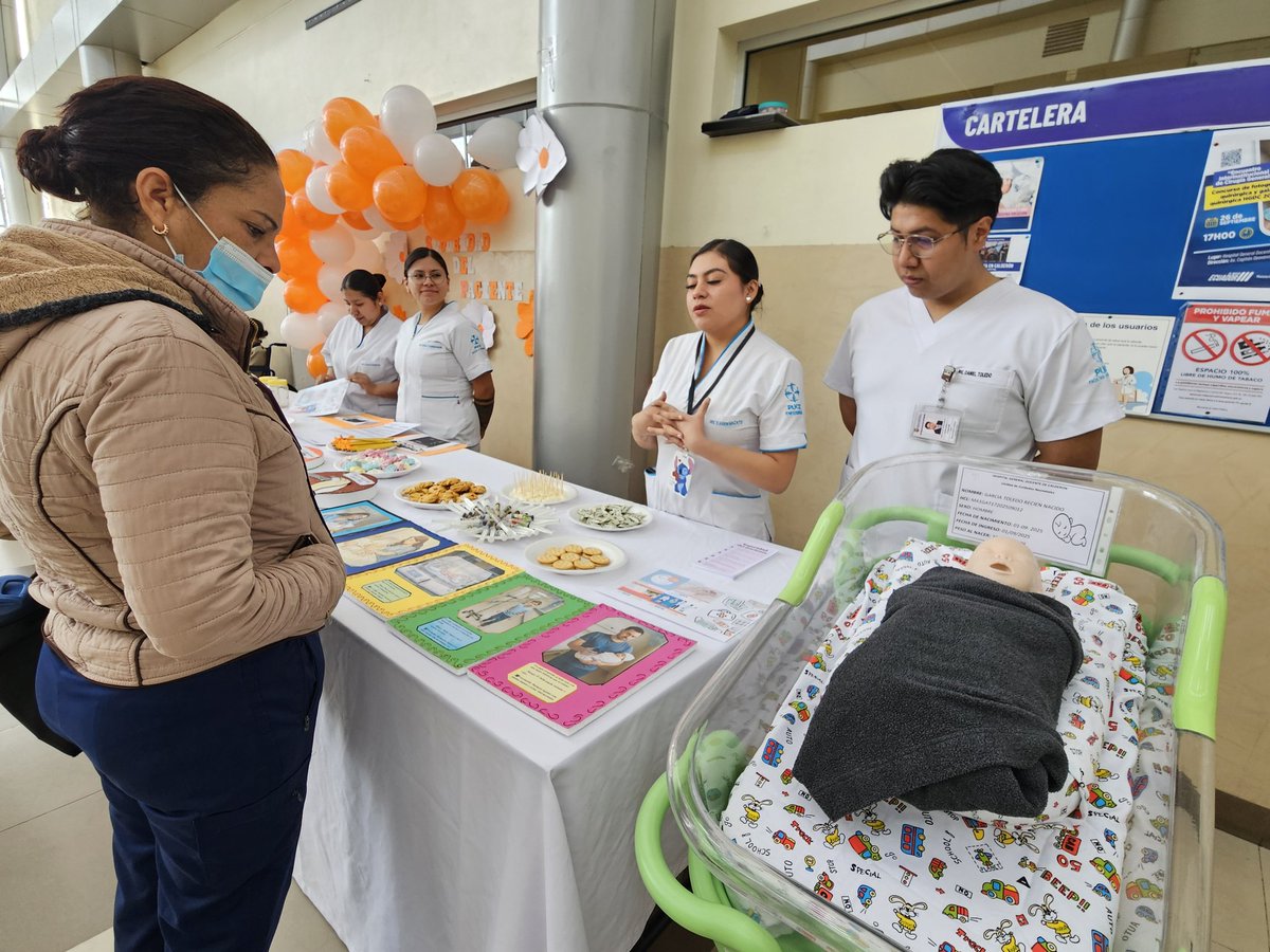 HCalderon_MSP's tweet photo. Comprometidos con la seguridad del paciente incentivamos jornadas informativas a usuarios y personal de @Salud_Ec de las 17 practicas claves para una atención segura, con énfasis en la prevención de eventos adversos durante la atención neonatal y pediátrica.
#MSPEnTerritorio https://t.co/oGQWqN19Jr