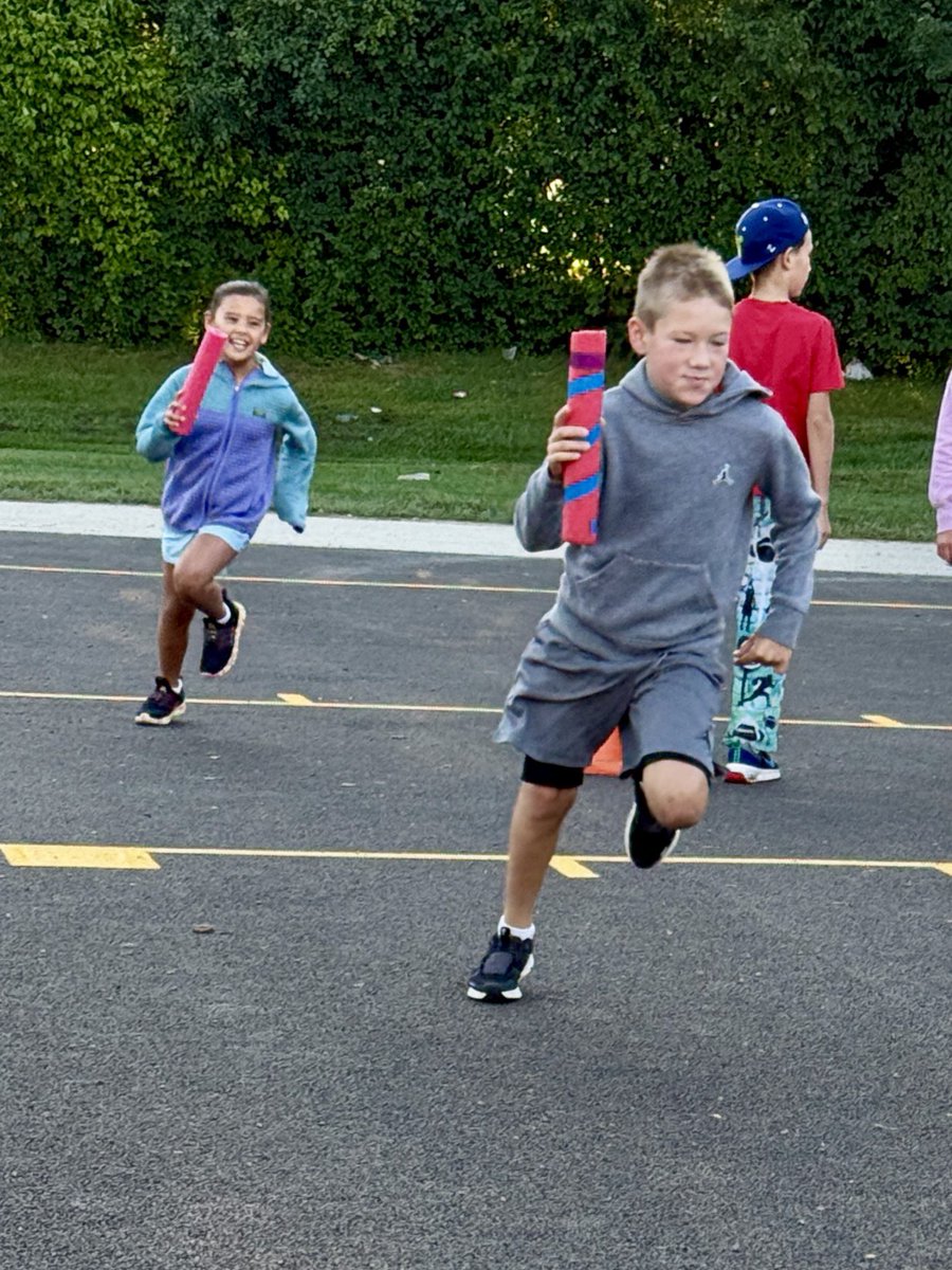 Lines PE tweet media