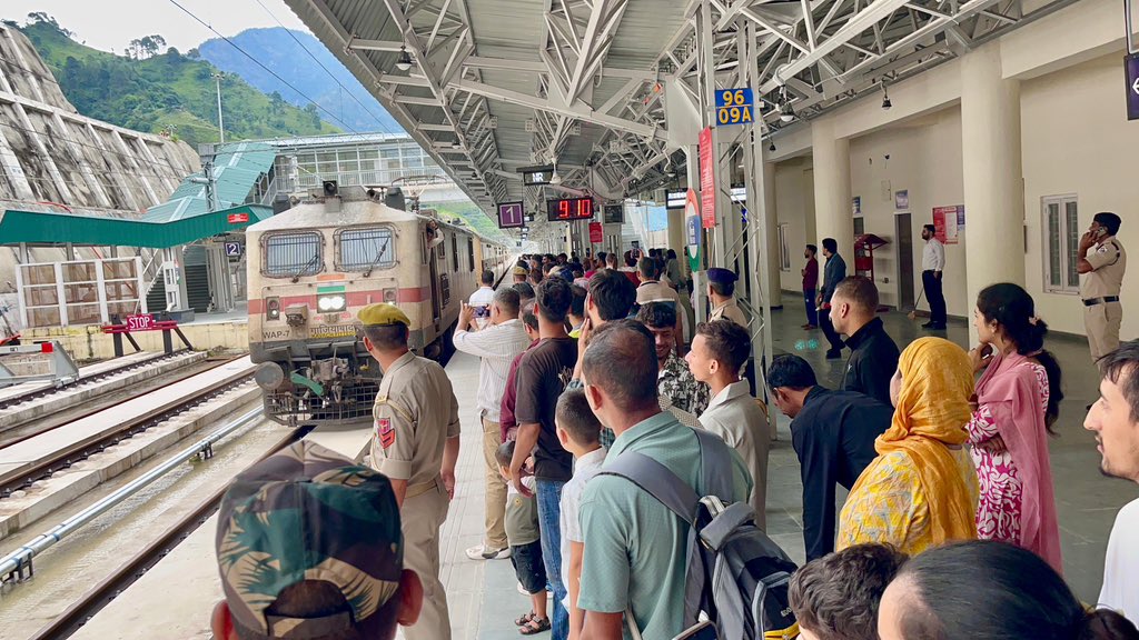 Ashwini Vaishnaw (@ashwinivaishnaw) on Twitter photo Flood Special trains are running to the flood-affected regions of Jammu, transporting both essential relief materials and affected passengers. 
Extending timely support to people in Katra, Reasi, Bakkal, Dugga, Sawalkote and Sangaldan. Flood Special trains are running to the flood-affected regions of Jammu, transporting both essential relief materials and affected passengers. 
Extending timely support to people in Katra, Reasi, Bakkal, Dugga, Sawalkote and Sangaldan.