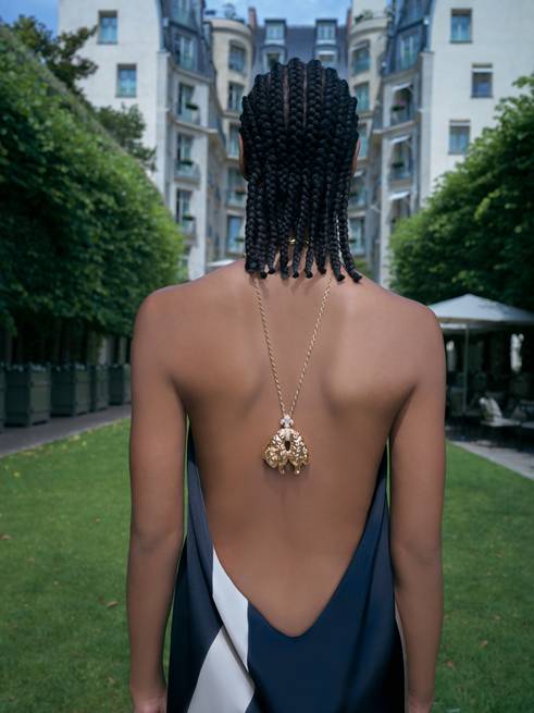 Check out this article: Cris Porto célèbre 40 ans de création avec le Golden Fleece Necklace, hommage joaillier à 200 ans d’amitié franco-brésilienne - luxsure.fr/2025/09/09/cri…